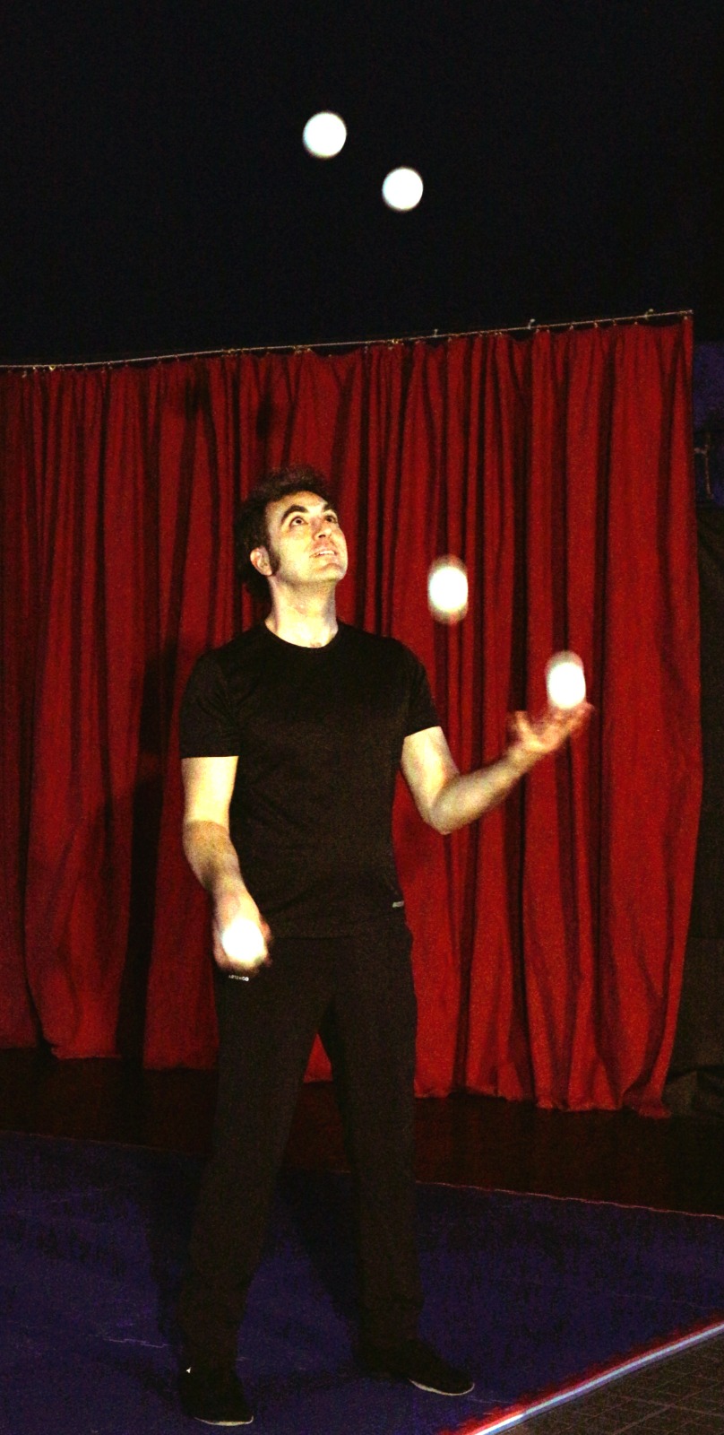 Marco Besana - giocoleria